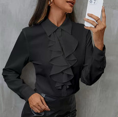 Rüschenpoesie – Elegante Bluse in Weiß