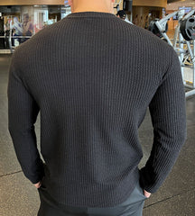 „Herrenpullover mit Relieftextur”