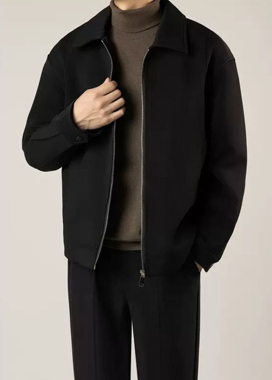 Urbaner Kern“ – Minimalistische Herrenjacke