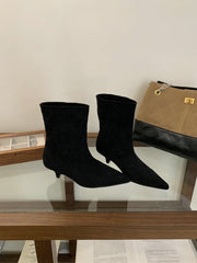 Velvet Desire – Wildleder-Stiefelette | Welalux