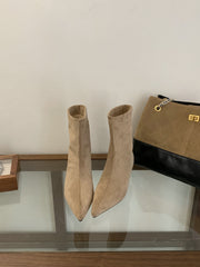 Velvet Desire – Wildleder-Stiefelette | Welalux