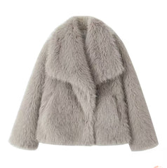 Faux Fur Elegance – Oversized Kunstfelljacke in Taupe