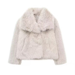 Faux Fur Elegance – Oversized Kunstfelljacke in Taupe