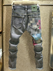Herren Jeans mit Schwarz-Grauer Stickerei