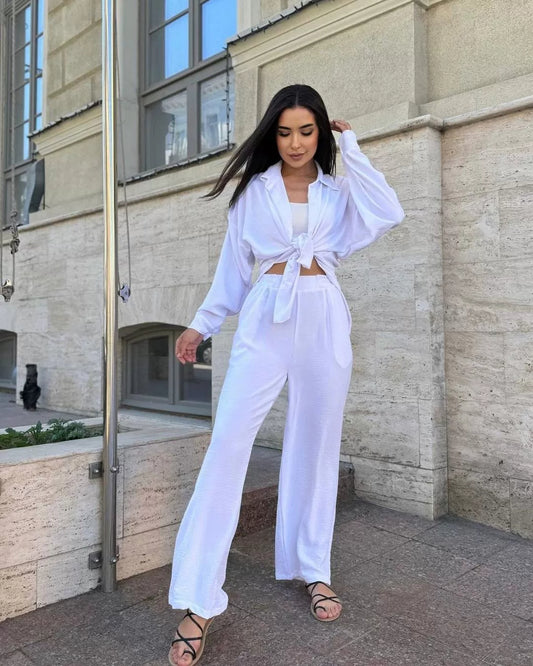 plain long-sleeved shirt with lapels & casual trousers in European-American style