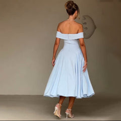 Elegantes Off-Shoulder-Midikleid