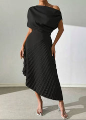 Asymmetrisches One-Shoulder-Midikleid