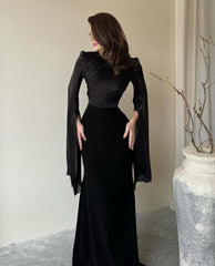 Eleganza – Evening dress with flowing sleeves