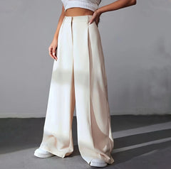 LIVIA – High-Waist Wide-Leg Hose in Cremeweiß