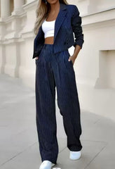 Urban Elegance“ Zweiteiler mit Nadelstreifen