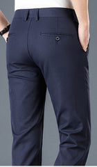 Stilvoller Schnitt – Herren Chino „Marine Eleganz“