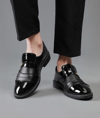 Glanztritt – Eleganter Herren-Loafer
