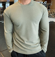 „Herrenpullover mit Relieftextur”