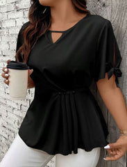 Eleganza Noir – Taillierte Bluse mit Raffinesse