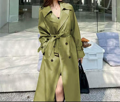 Urban Chic” Trenchcoat – Eleganz für jede Gelegenheit