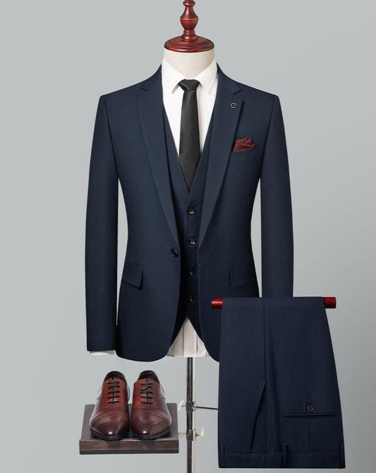 Mitternachtsklassiker – Dreiteiliger Anzug in Navy