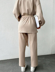 „LounEleganz – Zweiteiler mit Stil und Komfort“