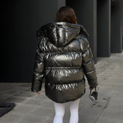 “Silver Nova Puffer Jacket” – Metallic Winterjacke in Silber / Welalux