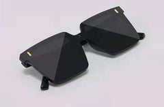 Black Gloss Vision