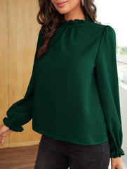 Smaragd Eleganz – Bluse mit Rüschenkragen