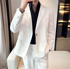 Weißer Signaturschliff – Sakko „Eisgraf“