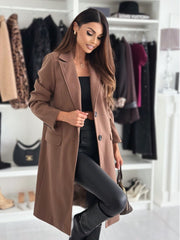 “Luxe Classic Coat” – Eleganter Wollmantel mit Knopfleiste | Welalux
