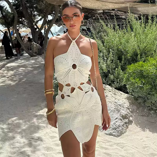 Asymmetrisches Sexy Neckholder-Kleid mit Cut-Outs