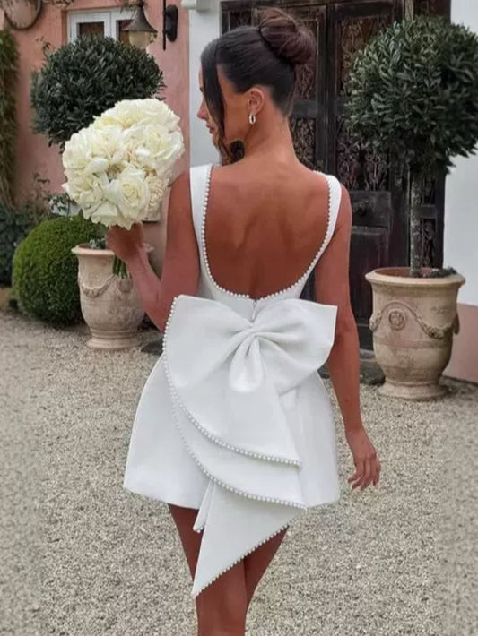 Elegant mini dress