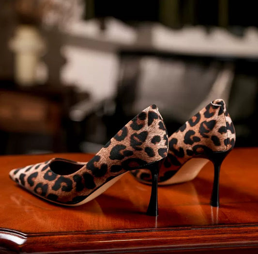 Wild Elegance – high heels in a leopard look
