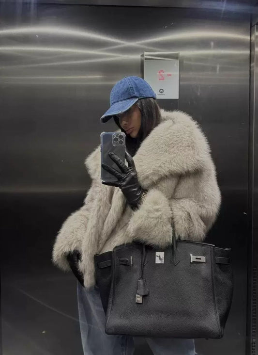 Faux Fur Elegance – Oversized faux fur jacket in taupe