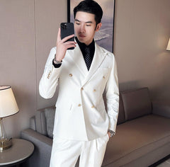 Weißer Doppio – Eleganz im Fokus